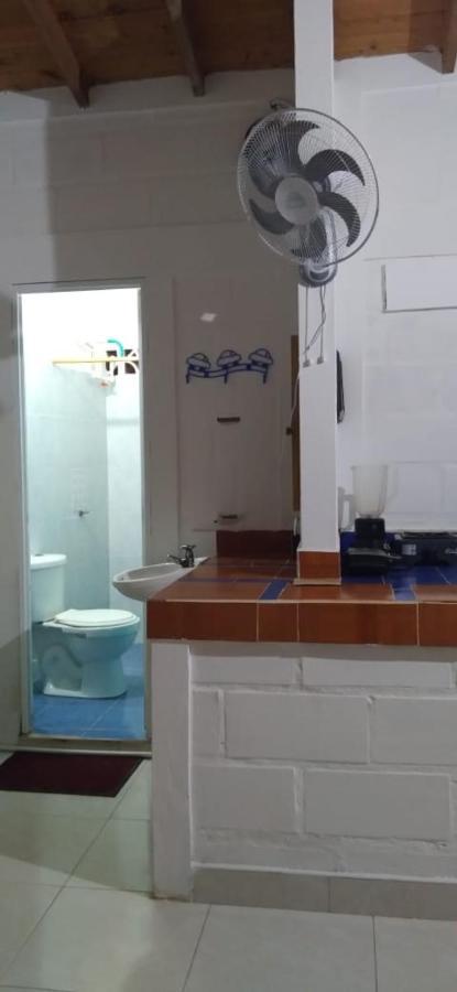 Habitacion Triple Con Cocina Y Bano Privado Necocli Bagian luar foto